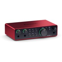 Scarlett 2i2 4th Generation Studio Bundle